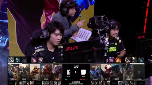 英雄联盟全球总决赛决战北京国家体育场（鸟巢），中国电竞市场迎召唤师杯盛事